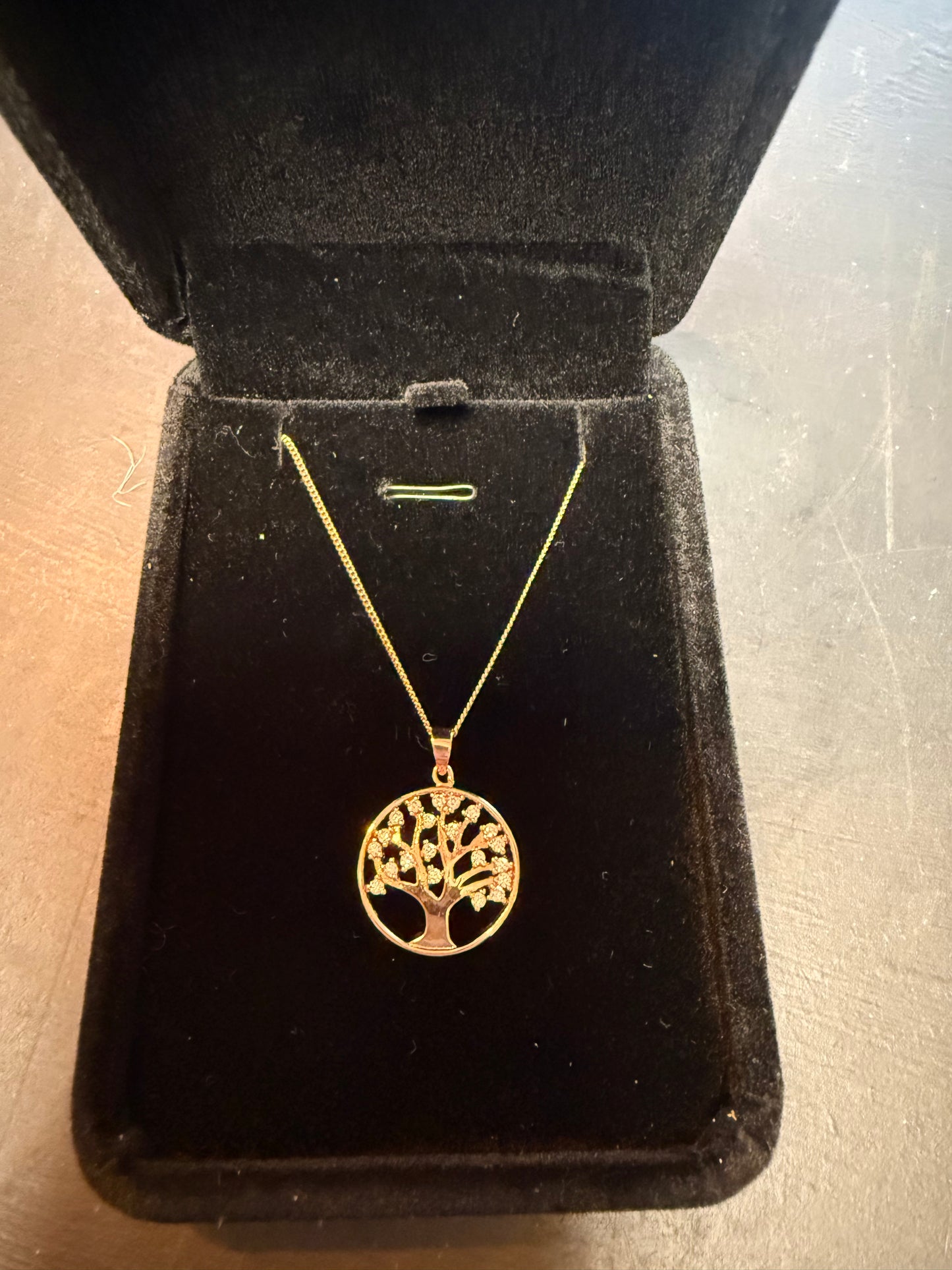 Rose gold plated necklace