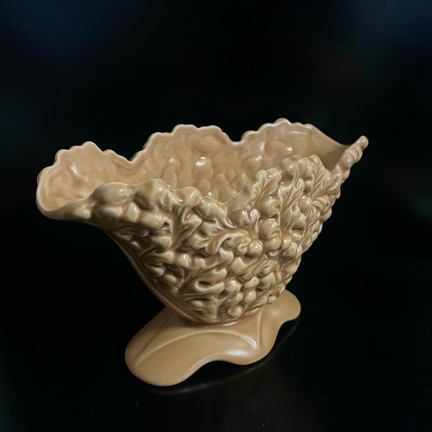 Vintage Sylvac 2931 Beige Vase / Pot