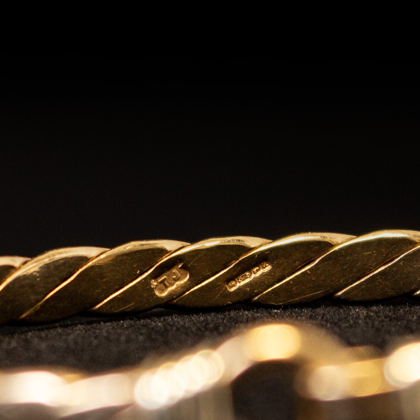 9ct Yellow Gold Hook Clasp Bangle 15 Grams