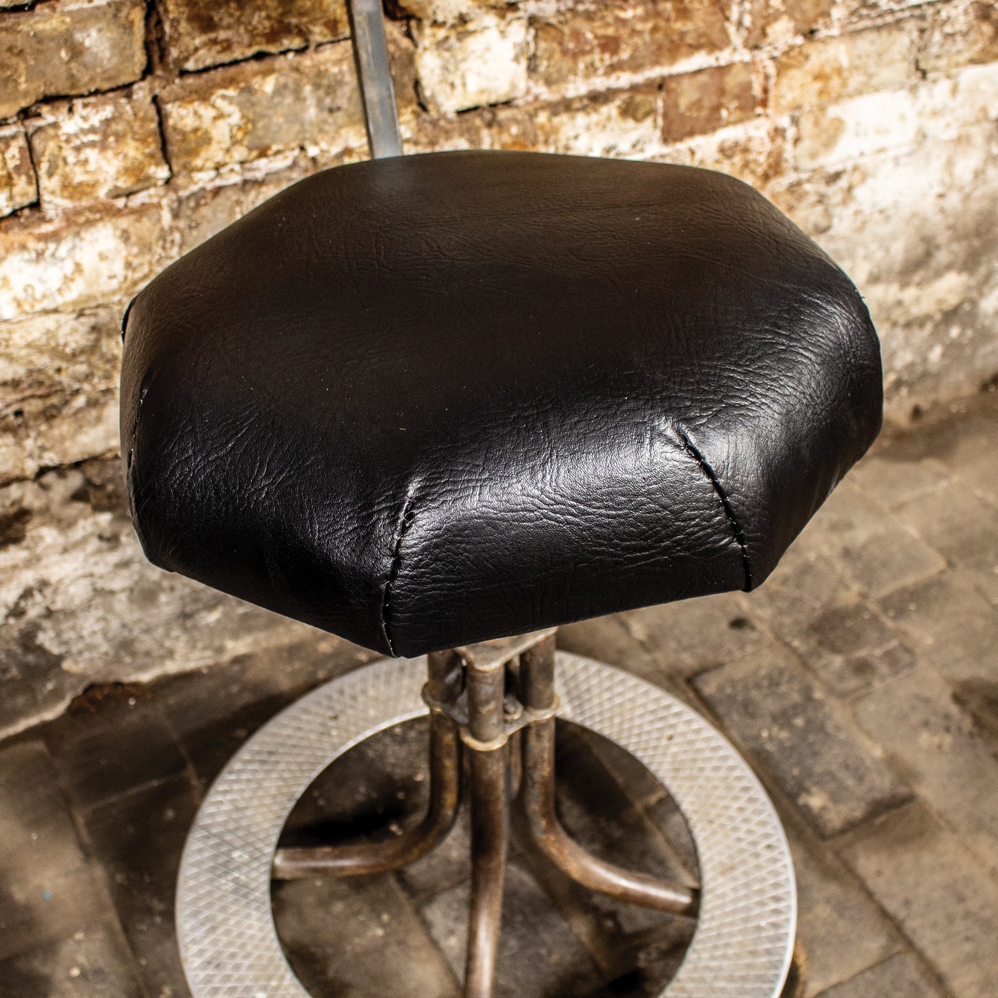 Vintage 'Tan Sad' Industrial Machinist Swivel Chair