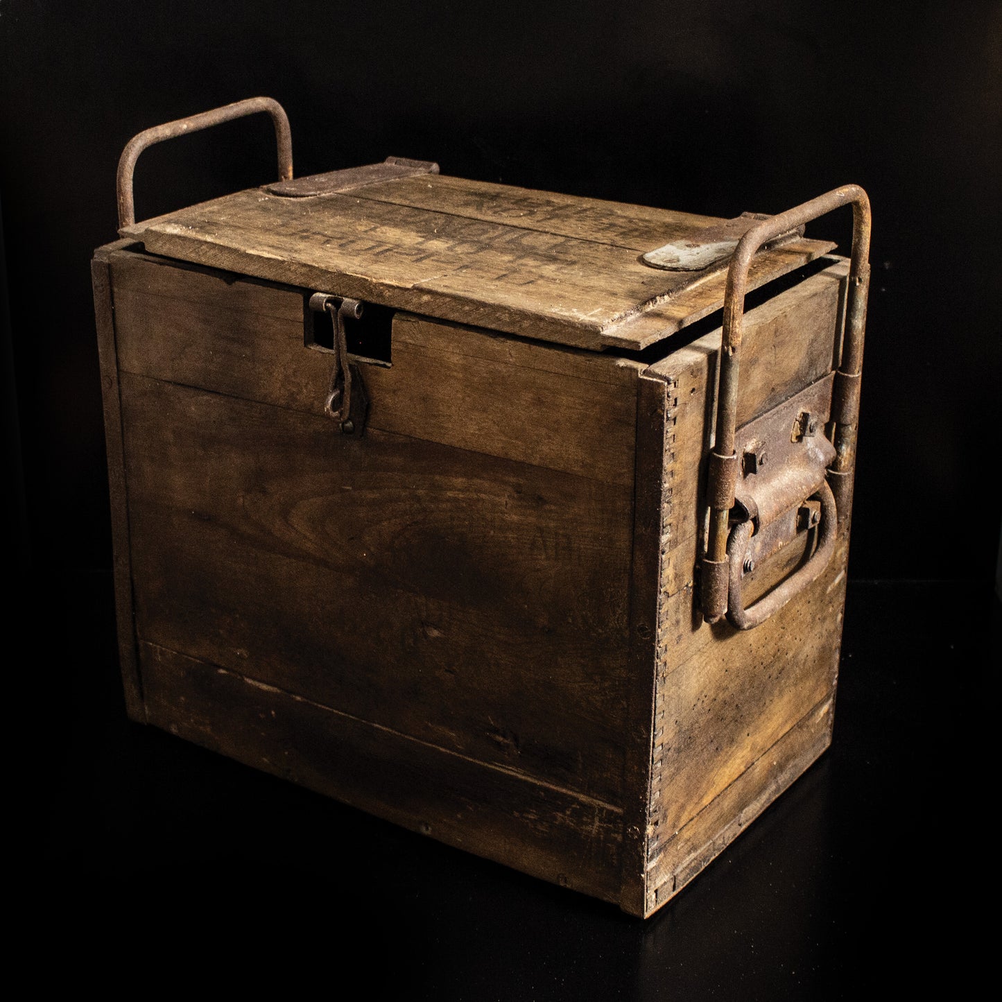 Antique Hart Battery Co LTD Canada Battery Box Crate Early 20th Century