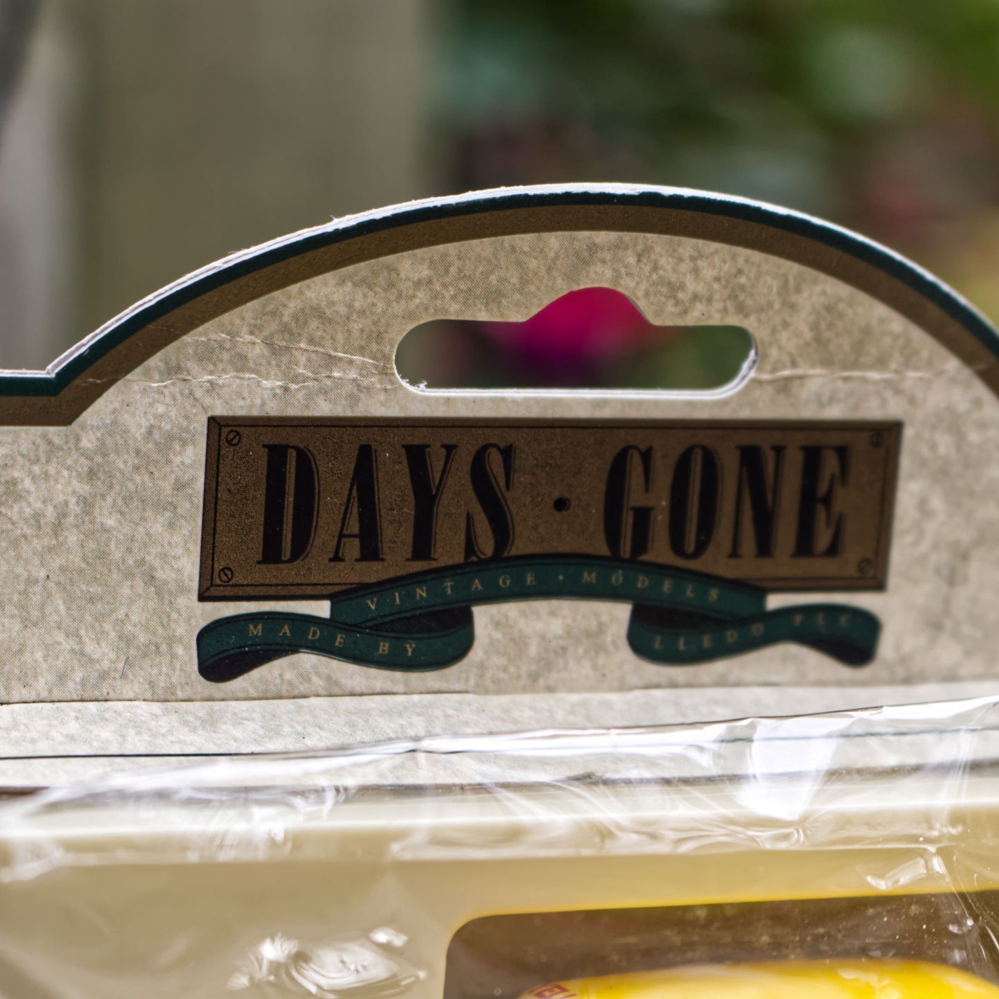 Lledo Days Gone 1939 Chevrolet Car Yellow Cabs Taxi