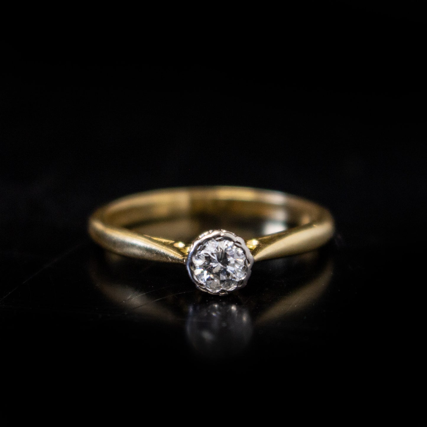 18ct Gold 0.3ct Diamond Ring Size O 2.8g