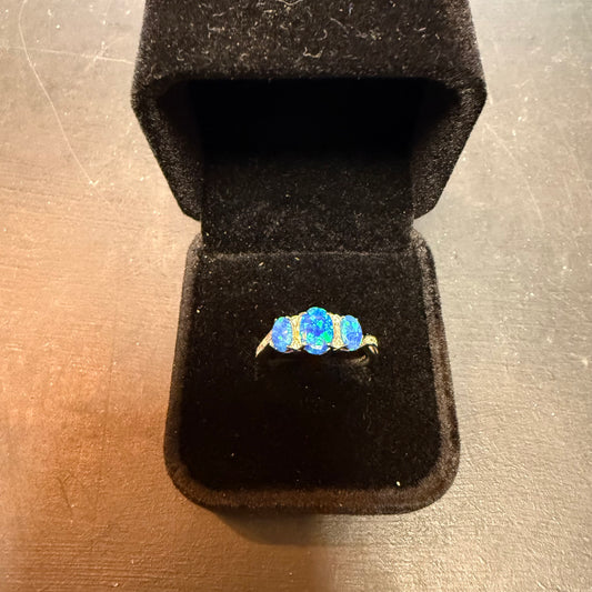 Sliver women’s ring