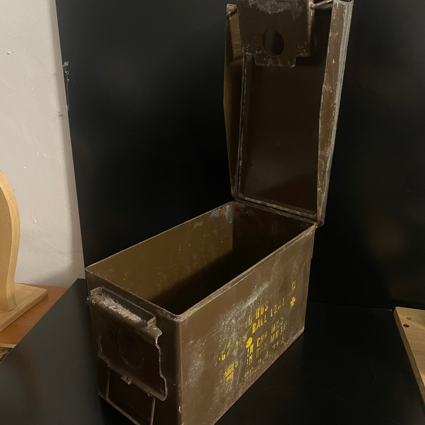Vintage 1971 H83 Ammo Box 450 RDS - 7.62mm 12a2 NATO