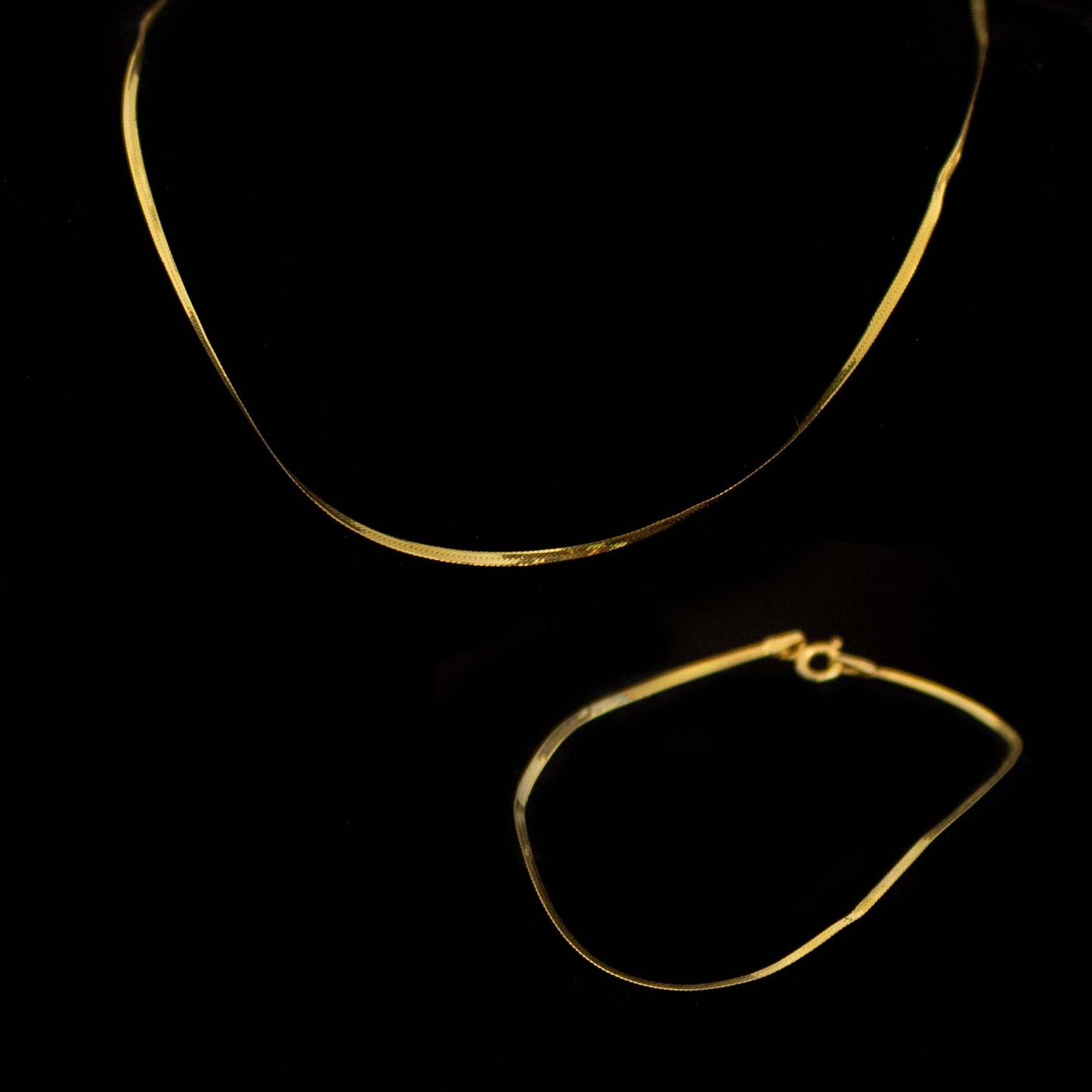 9ct Yellow Gold Herringbone Ladies Bracelet & Necklace Set Italy Made