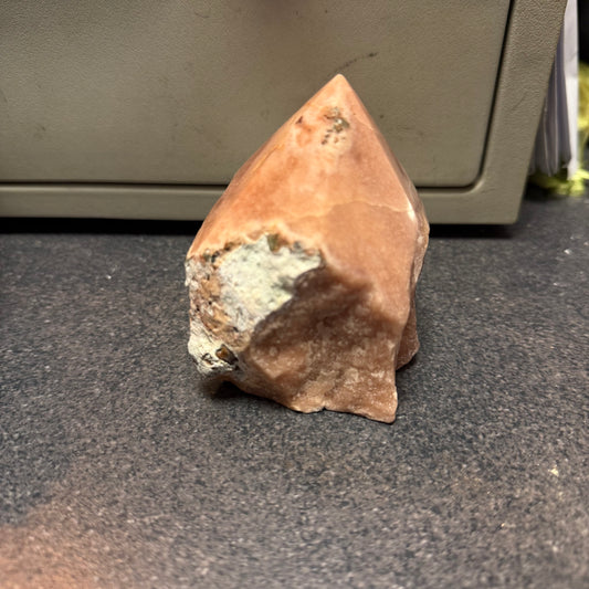 Amethyst Pink With Polished Pyramid Top