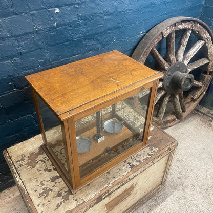 Vintage Philip Harris LTD Birmingham Glass Case Scales