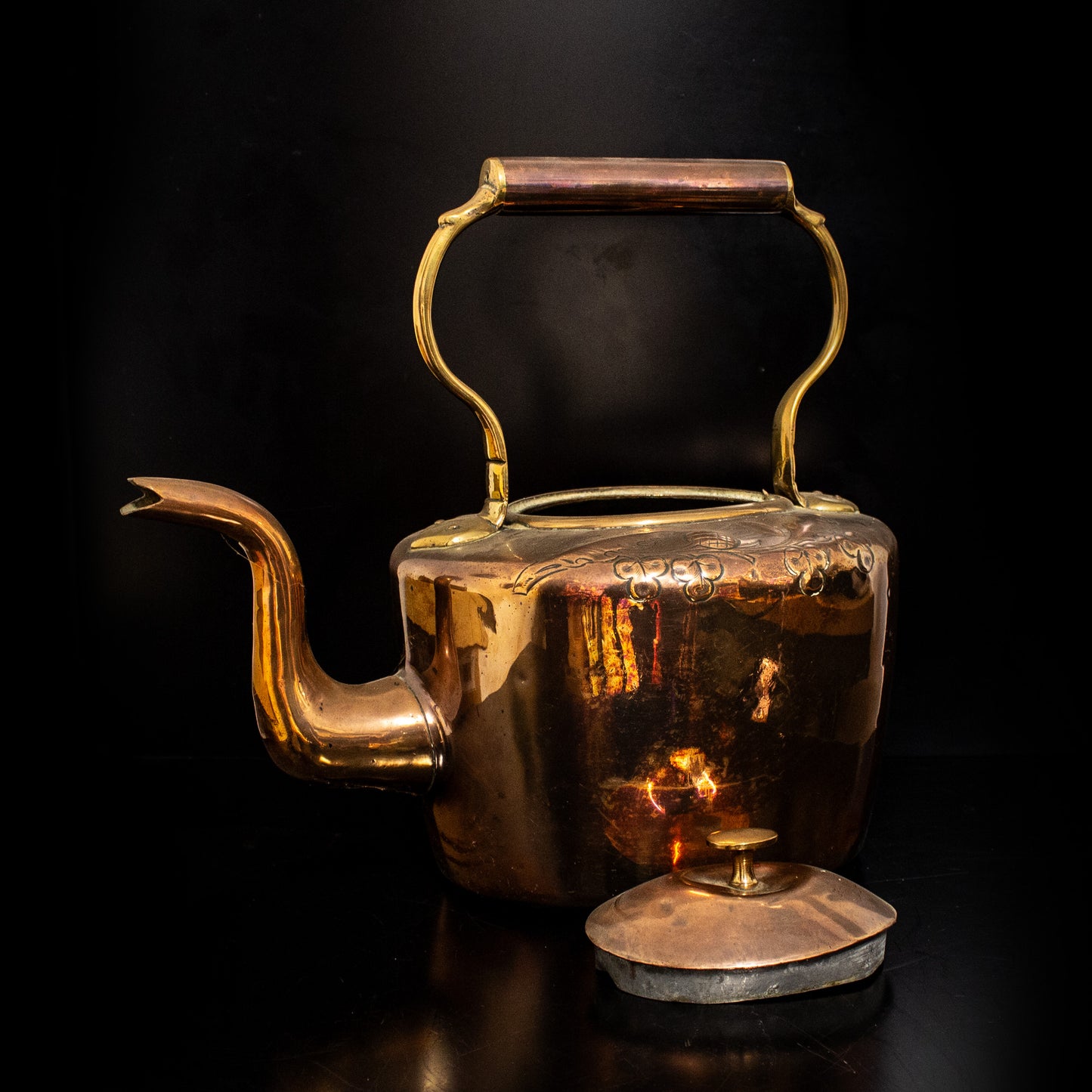 Antique Vintage Copper / Brass Large Engraved Kettle