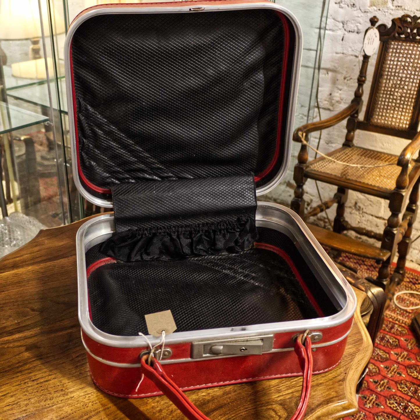 Vintage 1960's Retro Suitcase