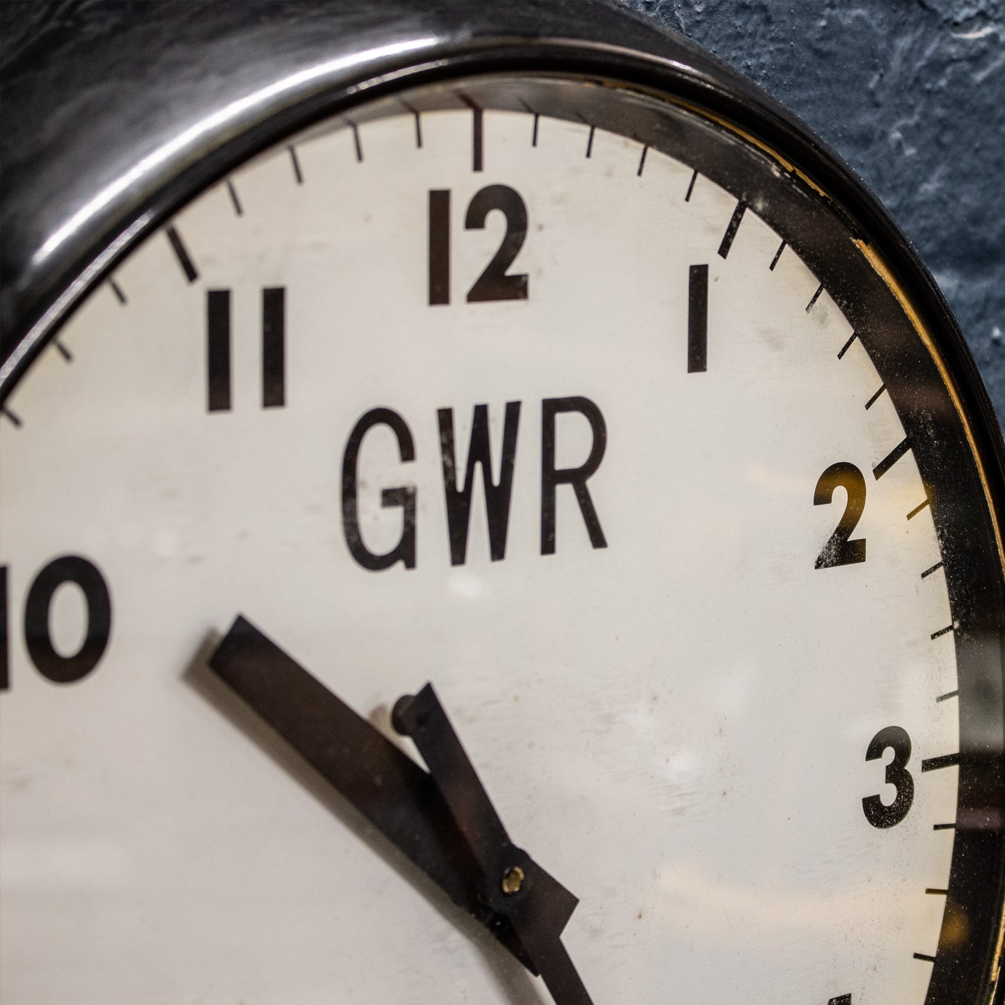 Vintage GWR 'Slave' Railway Wall Clock Gents Of Leicester