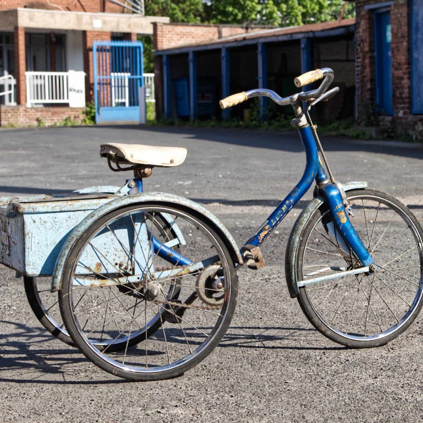 Vintage Childs Raleigh Sunbeam Tricycle With Luggage Box