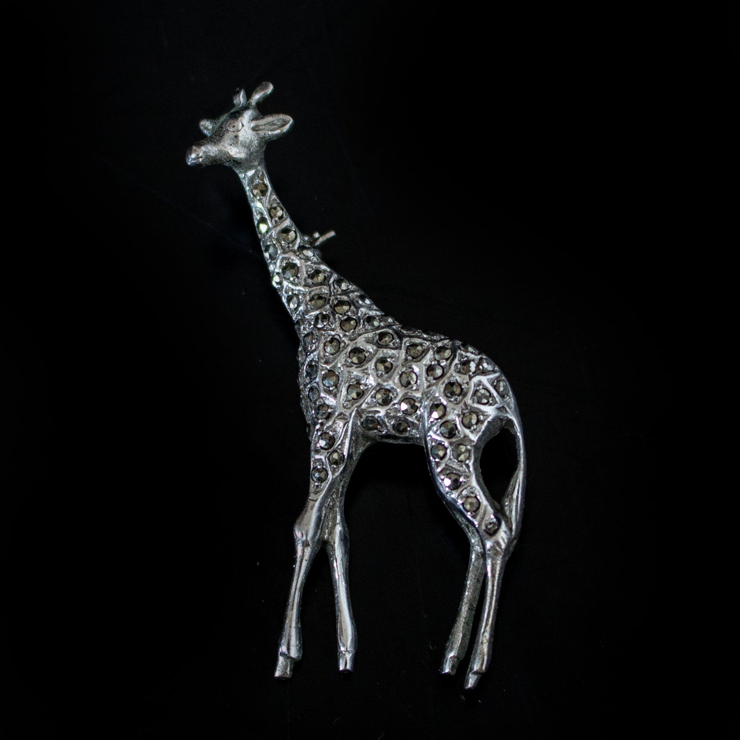 Vintage 925 Silver Giraffe Brooch