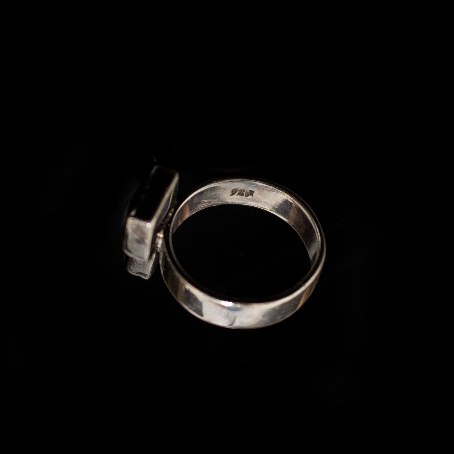 925 Silver Onyx Black Stone Ring Size O