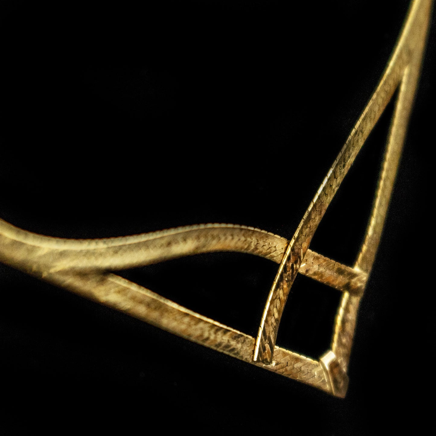 9ct Yellow Gold Herringbone Ladies Necklace Chain Italy Made