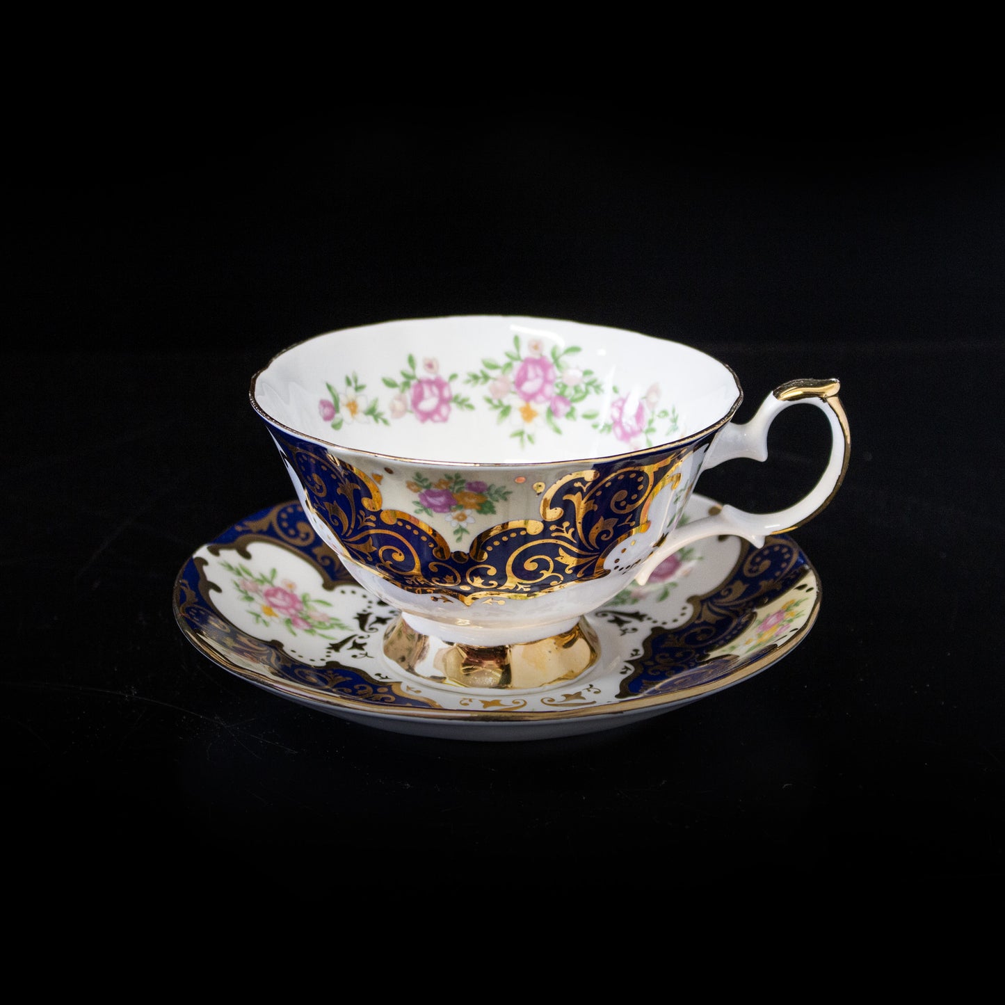 Vintage Elizabethan Balmoral Staffordshire Teacup & Saucer Blue