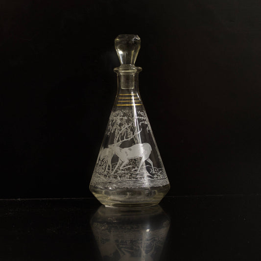 Vintage Glass Engraved Stag Design Decanter With Gold Detail